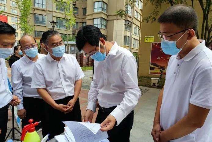 甘宏文到乾县调研疫情防亿博电竞 亿博官网控及稳经济促增长措施落实情况(图1)