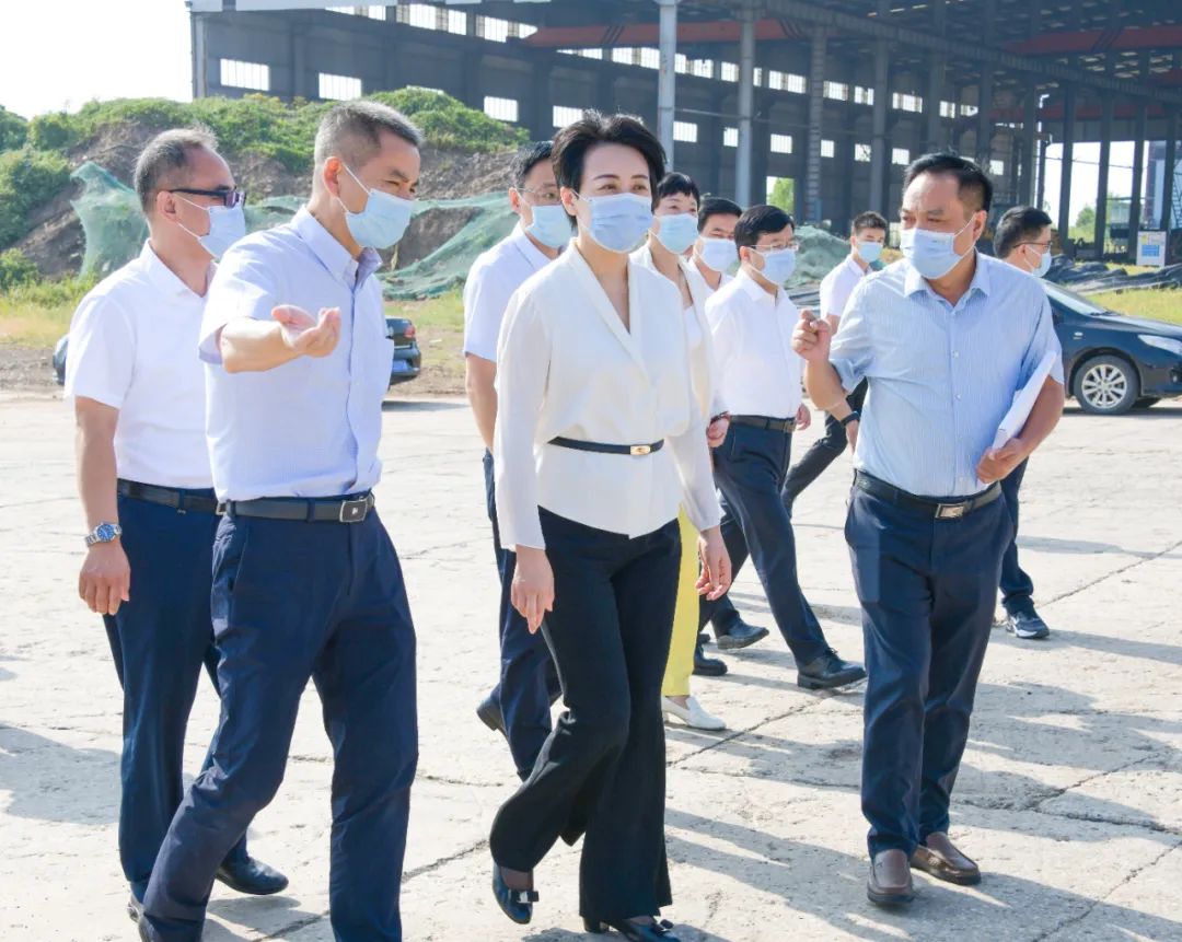 亿博电竞 亿博官网陈平督查生态环保督察整改暨河湖巡查工作时强调：不折不扣把督察反馈问题整改到位 推动生态环境保护工作迈上新台阶(图1)