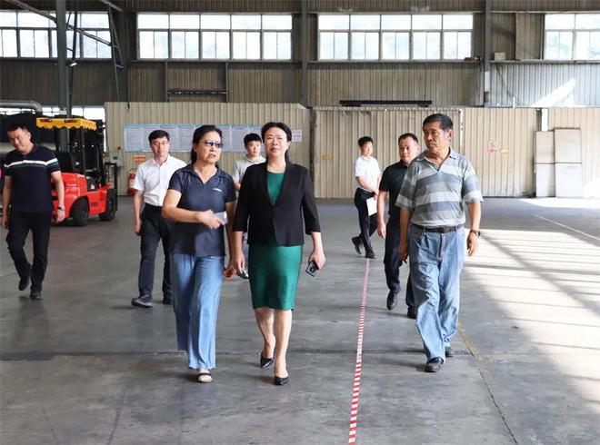 看现场、听汇亿博电竞 亿博官网报、促落实！洛江区委主要领导督导生态环境保护及安全生产工作(图2)