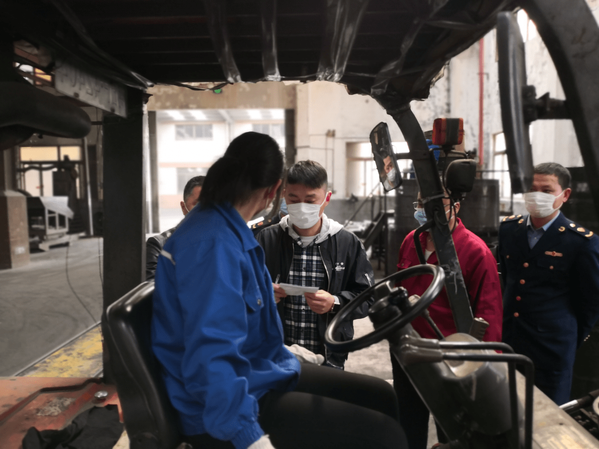 经开区筑牢安全生产监管“防火墙” 打造安全环保美丽城镇亿博电竞 亿博官网(图2)