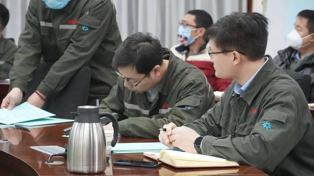 亿博电竞 亿博官网沙河安全公司组织召开2023年安全环保工作会议(图3)