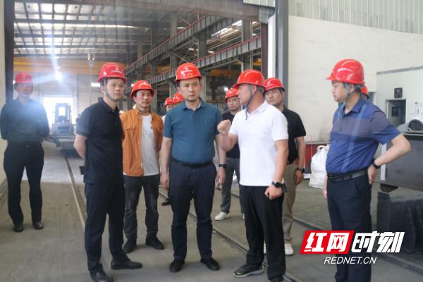 亿博电竞 亿博官网方靖调研生态环境、安全生产等工作(图2)