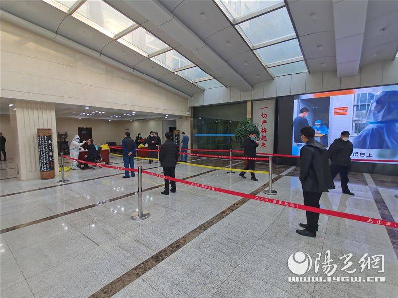 亿博电竞 亿博官网长庆油田新能源项目部“战疫情·保供电”两不误(图4)