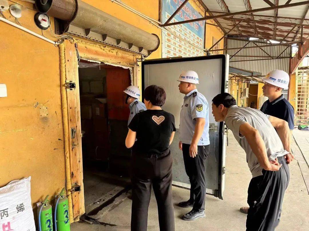 亿博电竞 亿博官网安全生产 台头镇：开展安全环保专项整治(图1)
