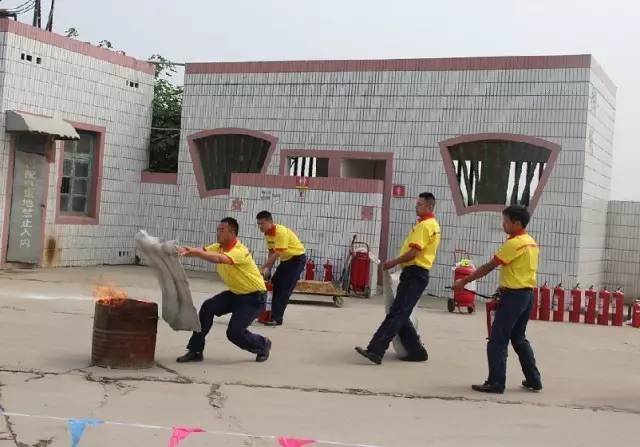 亿博电竞 亿博官网十大杰出青年李辉：用专业筑就安全“防火墙”(图7)