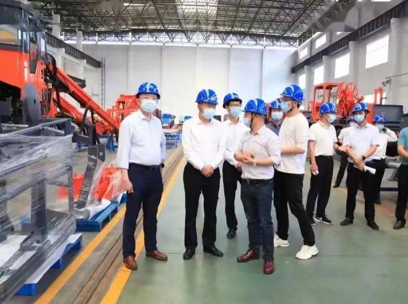 坚决守住安全环保底线——杨博督导安全生产和环保亿博电竞 亿博官网工作(图1)