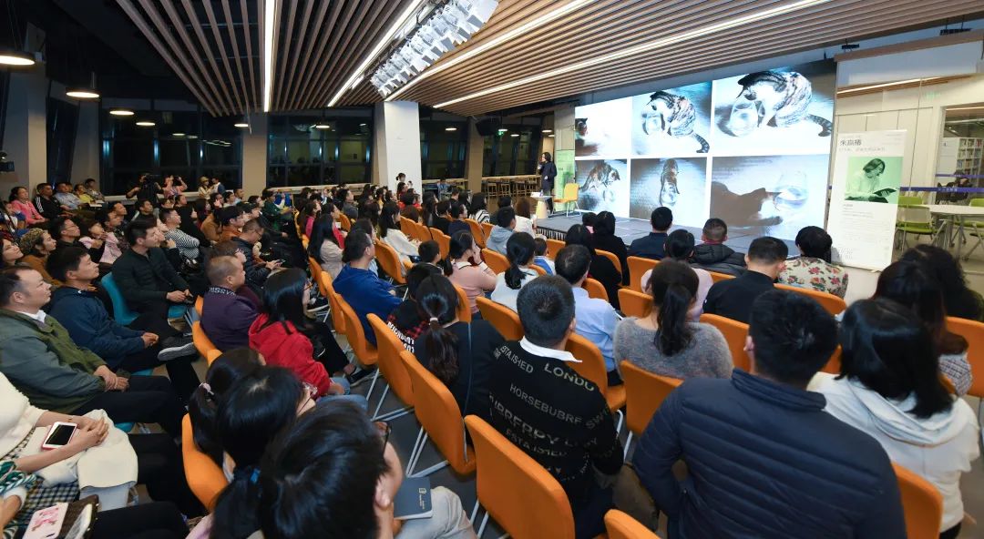 海报亮相国际图联大会！深圳坪山持续开展图书馆绿色建设新实践亿博电竞 亿博官网(图19)
