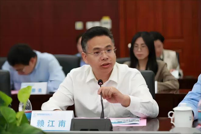 亿博电竞 亿博官网看我们的“两优一先”（四）(图10)
