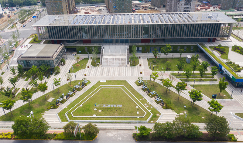 亿博电竞 亿博官网全面深化改革十年间·低碳发展新赛道(图18)