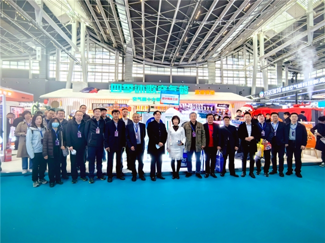 “拳”力以赴——2024HPE中国热泵展四季沐歌空气能打出提振新质生产力“组合拳”亿博电竞 亿博官网(图2)