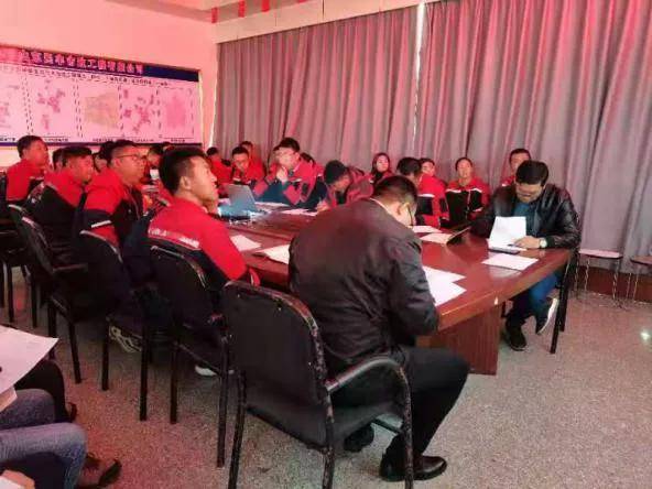 亿博电竞 亿博官网民丰市政聊城东昌府区项目部开展冬季施工安全、环保专题培训(图1)