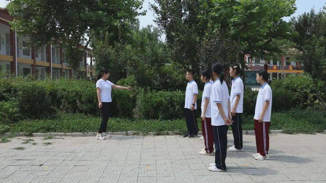 谢集镇：节能减排 共筑绿色校园亿博电竞 亿博官网(图2)