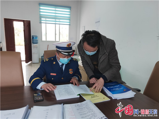 大英消防落实“十六字”方针 护航易燃易爆企业复工复产 - 区县动态 - 中国网·锦绣天府亿博电竞 亿博官网(图1)