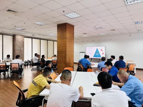 亿博电竞 亿博官网人人讲安环个个会应急——海尼药业安全月(图6)