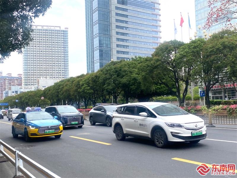 亿博电竞 亿博官网让新能源车主实现充电“自由” 福建如何破解这“桩”难题？(图1)
