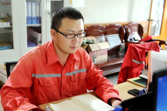 “十大亿博电竞 亿博官网杰出青年”评选开始啦！(图12)